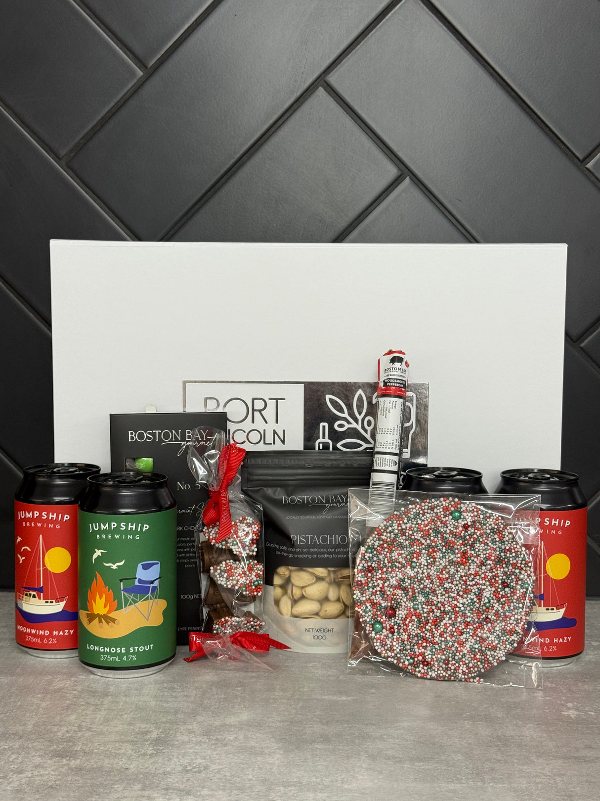 Santas Cheer & Beer Box